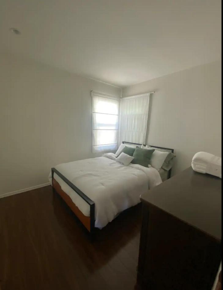 F O R G E T T H E H O T E L Hotel Alhambra Luaran gambar